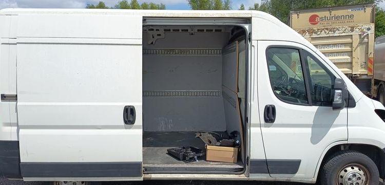 PEUGEOT BOXER PREMIUM 335 BHD L2H2 BOIS BLANC FT-156-QN