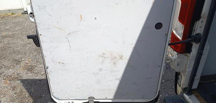 PEUGEOT BOXER PREMIUM 335 BHD L2H2 BOIS BLANC FT-156-QN