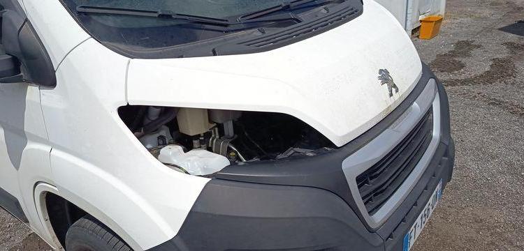 PEUGEOT BOXER PREMIUM 335 BHD L2H2 BOIS BLANC FT-156-QN