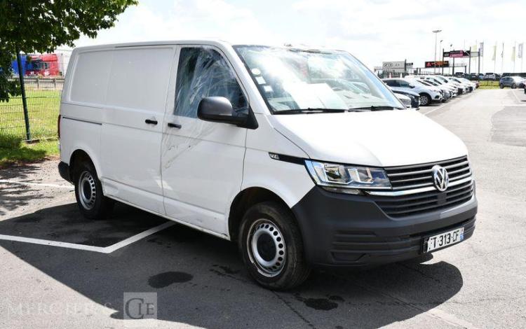 VOLKSWAGEN TRANSPORTER BLANC FT-313-CF