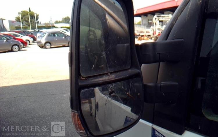IVECO 35-160 BENNE SIMPLE CABINE COFFRE BLANC FT-601-CV