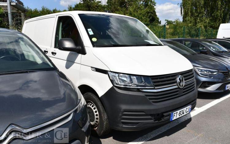 VOLKSWAGEN TRANSPORTER  FT-834-CJ