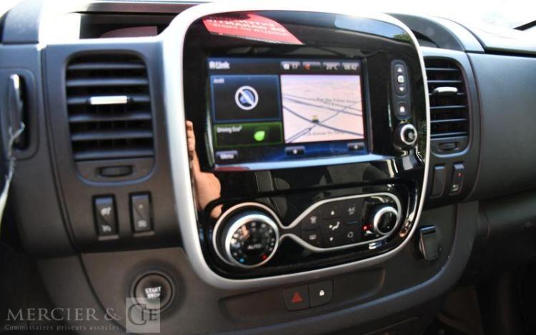 RENAULT TRAFIC NAVETTE SPACECLASS L2 ENERGY DCI 170 GRIS FV-613-DM