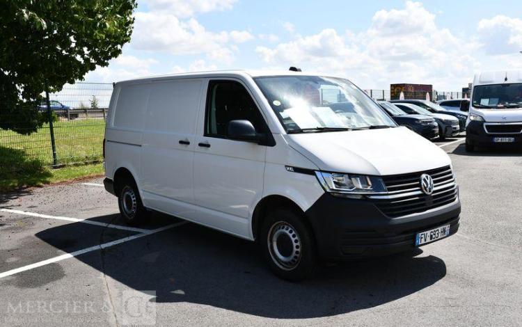 VOLKSWAGEN TRANSPORTER BLANC FV-693-HN