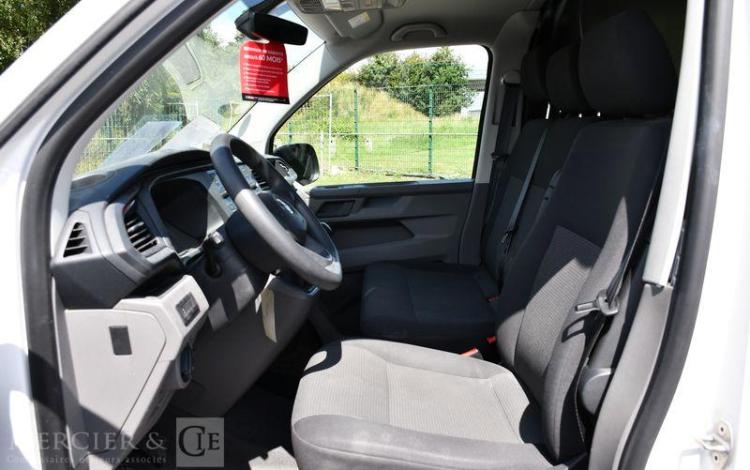VOLKSWAGEN TRANSPORTER BLANC FV-693-HN