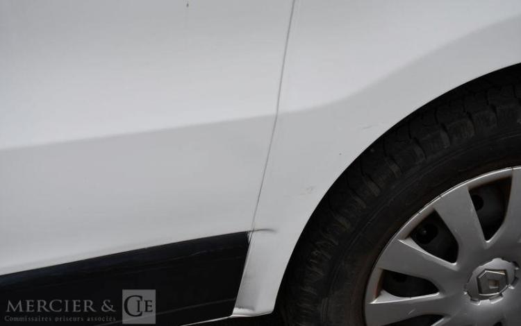 RENAULT TRAFIC GCF L1H1 1000 DCI 95 BLANC FV-759-YX