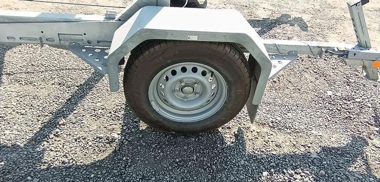 RESPO PORTE TOURET 1 ESSIEU – PTAC 1,5 TONNE  FV-836-MN