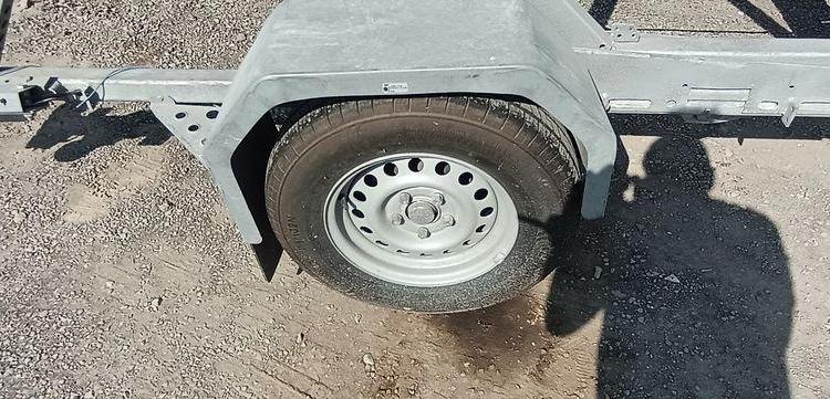 RESPO PORTE TOURET 1 ESSIEU – PTAC 1,5 TONNE  FV-836-MN