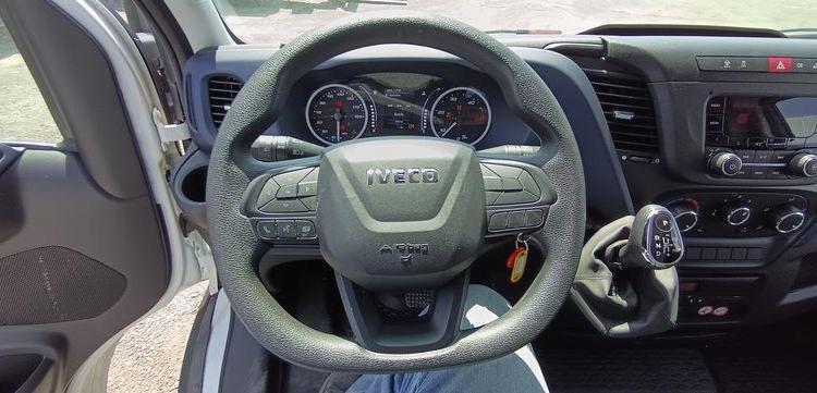 IVECO DAILY 35S14 GA8V12 L2H2 – GAZ – 36806 KMS – ANNEE 2021 BLANC FW-157-QS