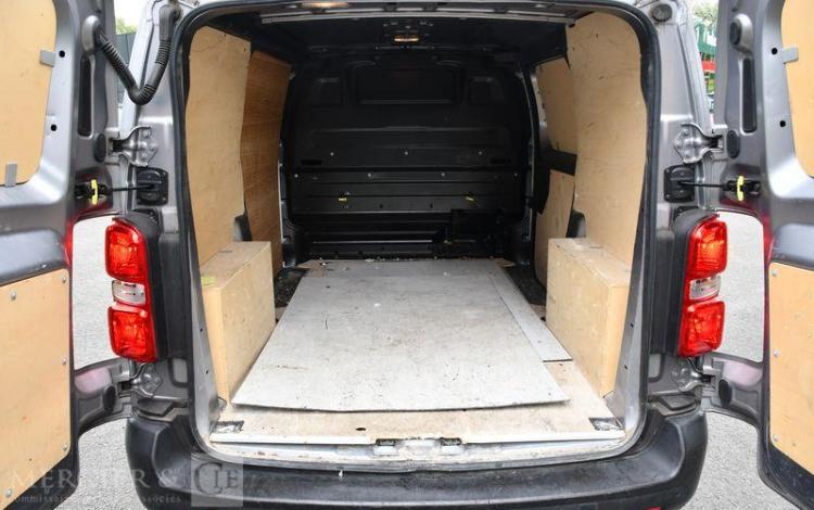 PEUGEOT EXPERT PREMIUM STANDARD BLUEHDI GRIS FX-148-CB