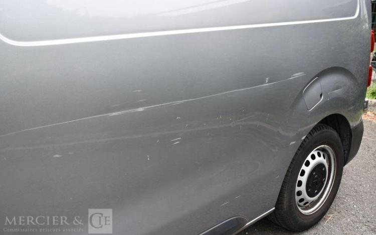 PEUGEOT EXPERT PREMIUM STANDARD BLUEHDI GRIS FX-148-CB