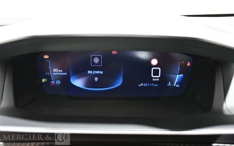 PEUGEOT 2008 1.2 PURETECH 100 ALLURE PACK BLANC FX-840-QB