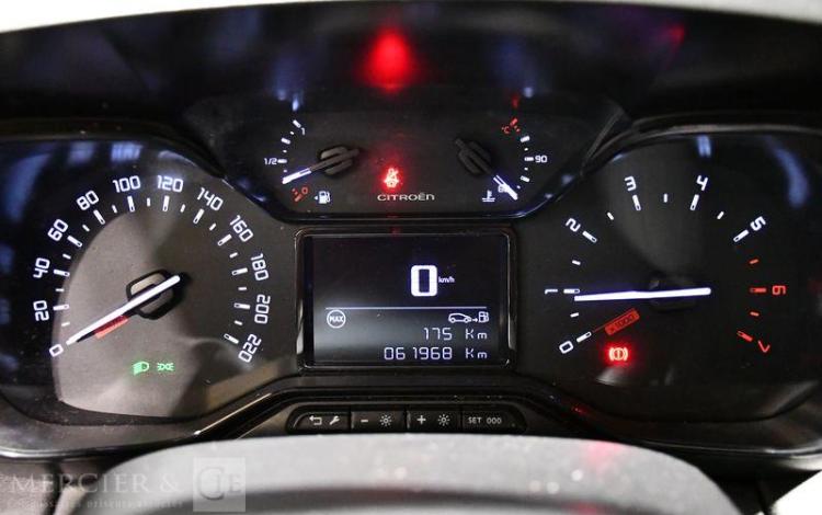 CITROEN C3 AIRCROSS 1,2 PURE TECH 110 NOIR FY-022-HJ