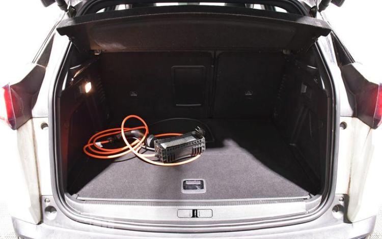 PEUGEOT 3008 GT PACK HYBRID BLANC FY-301-NC