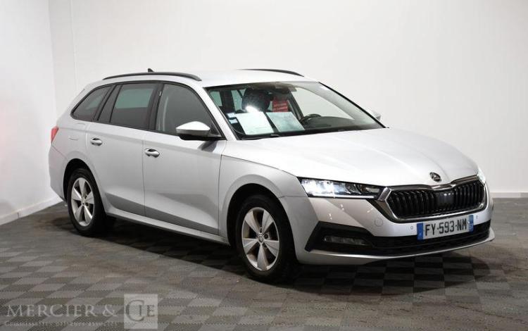 SKODA OCTAVIA GRIS FY-593-NM