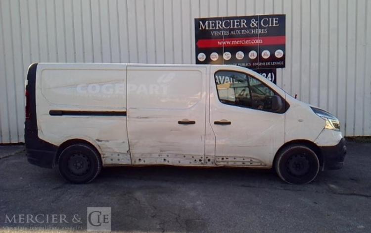 RENAULT TRAFIC FOURGON 2.0 DCI 120 1T3 L2H1 CONFORT BLANC FY-722-SA