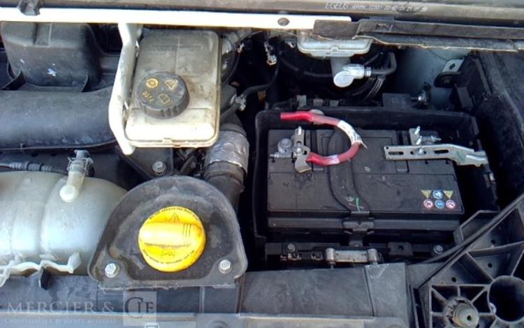 RENAULT TRAFIC FOURGON 2.0 DCI 120 1T3 L2H1 CONFORT BLANC FY-722-SA