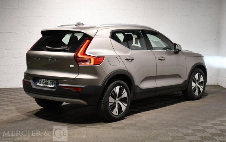 VOLVO XC40 T4 BUSINESS 2M GRIS FZ-536-GY
