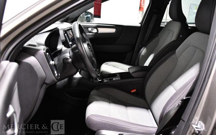 VOLVO XC40 T4 BUSINESS 2M GRIS FZ-536-GY