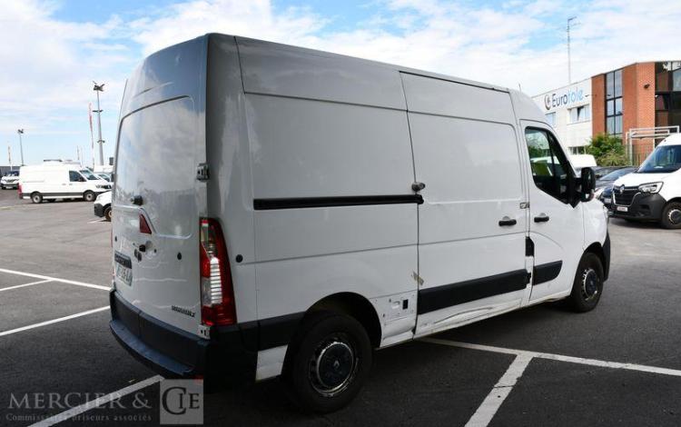 RENAULT MASTER F3500 L2H2 PRO + DCI135 BLANC FZ-935-DJ