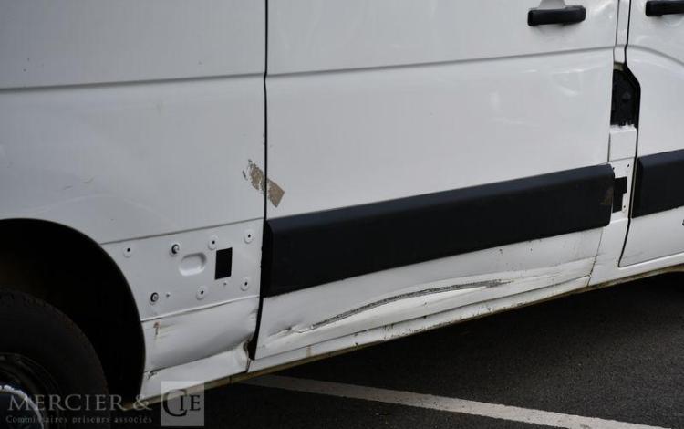 RENAULT MASTER F3500 L2H2 PRO + DCI135 BLANC FZ-935-DJ