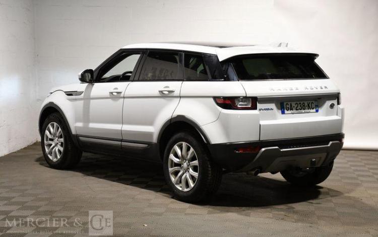 LAND ROVER EVOQUE 2,0 ED4 150 SE 2WD BLANC GA-238-KC