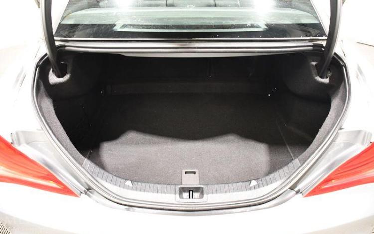 MERCEDES CLASSE CLA COUPE 2,2 200 CDI 135 FASCINATION GRIS GA-342-MV