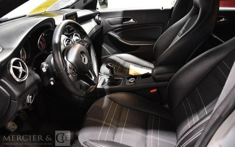 MERCEDES CLASSE CLA COUPE 2,2 200 CDI 135 FASCINATION GRIS GA-342-MV