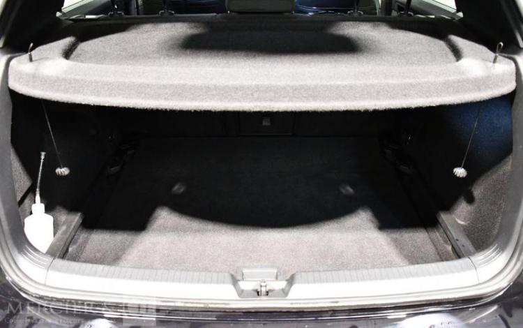 VOLKSWAGEN GOLF VIII 2.0 TDI 200 DSG7 GTD NOIR GB-041-VC