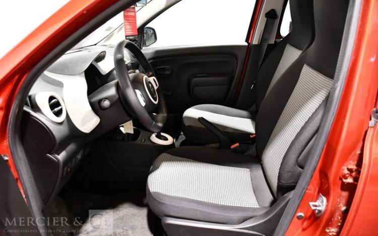 RENAULT TWINGO E-TECH LIFE ACHAT INTEGRAL ROUGE GB-092-YS