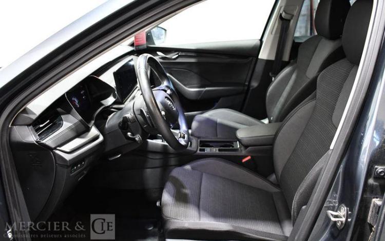 SKODA OCTAVIA GRIS GC-126-MA