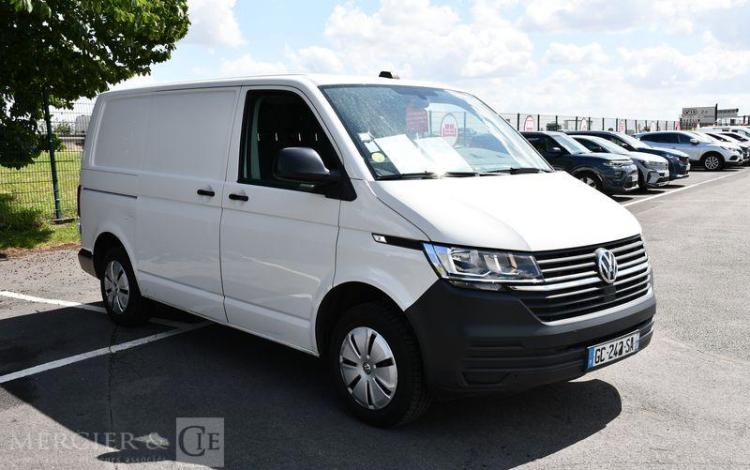 VOLKSWAGEN TRANSPORTER BLANC GC-242-SA
