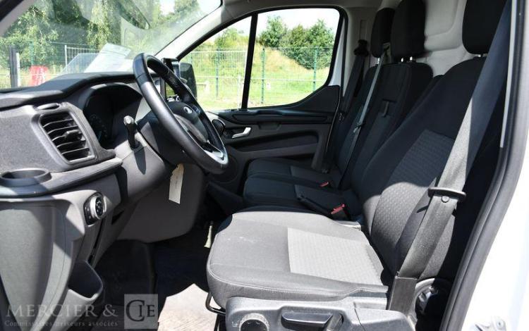 FORD TRANSIT CUSTOM BLANC GC-267-ZZ