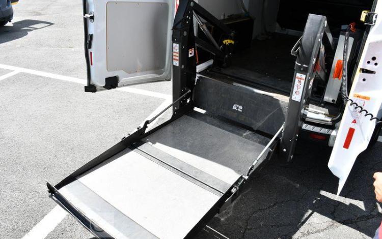 FORD TRANSIT CUSTOM BLANC GC-267-ZZ