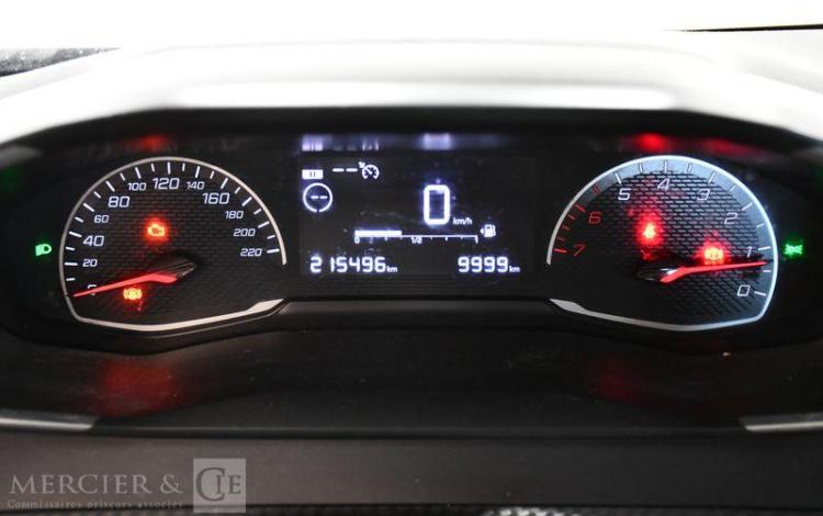 PEUGEOT 2008 1.5 BLUEHDI 110 ACTIVE NOIR GC-512-PZ