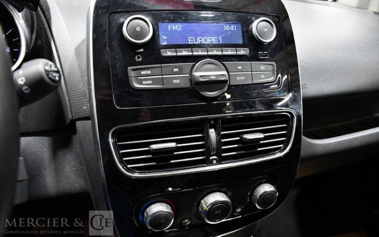 RENAULT CLIO IV ESTATE  0.9 TCE 75 LIMITED GRIS GC-678-MH