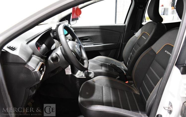 DACIA SANDERO STEPWAY 1.0 TCE GPL 100 ESSENTIAL BLANC GD-412-QY