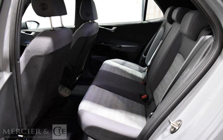 VOLKSWAGEN ID 3 PRO 58KWH GRIS GD-503-NE