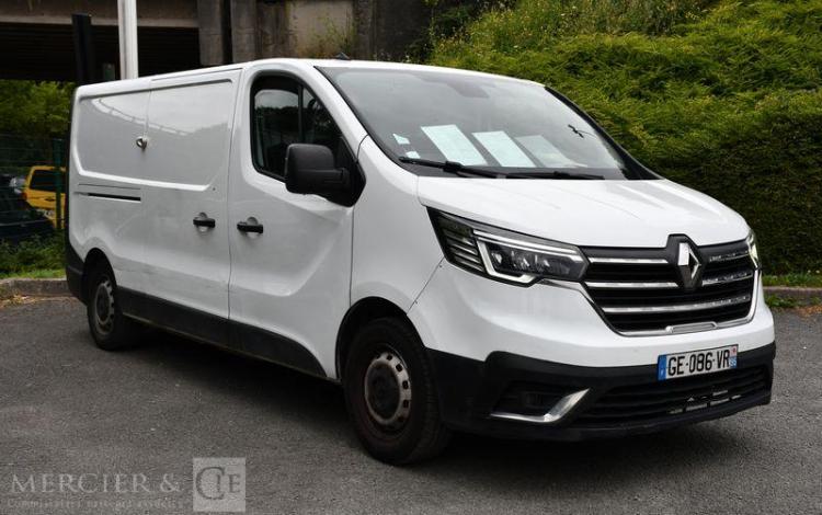 RENAULT TRAFIC GCF L2H1 3T BLUE DCI 130 E6 BLANC GE-086-VR