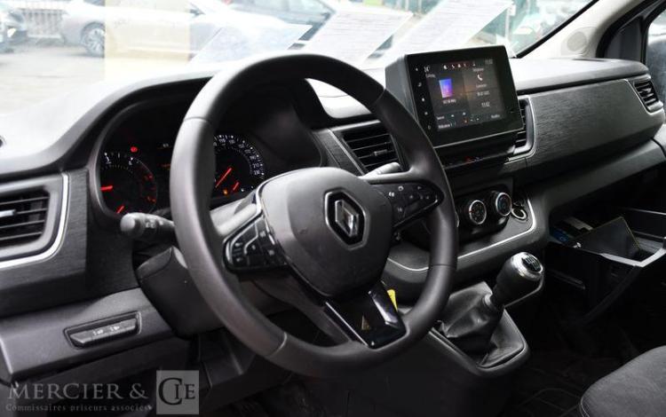 RENAULT TRAFIC GCF L2H1 3T BLUE DCI 130 E6 BLANC GE-086-VR
