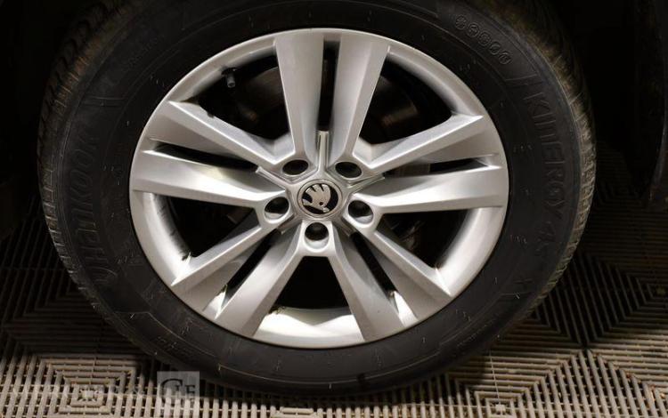 SKODA KODIAQ STE GRIS GE-308-RR