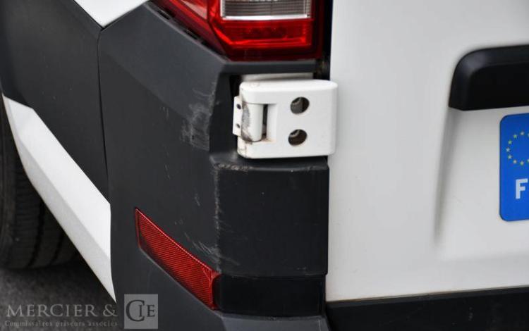 VOLKSWAGEN CRAFTER L3H3 TDI 105CH PRO FIRST BLANC GE-555-SX