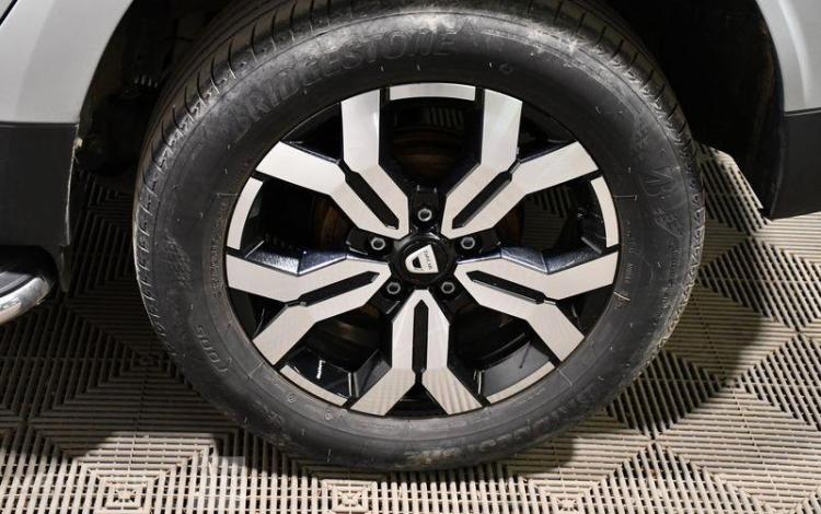 DACIA DUSTER BLUEDCI 115CH 4X2 PRESTIGE + GRIS GE-680-FR