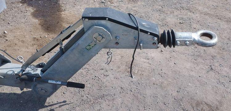 HUBIERE REMORQUE PORTE ENGIN 2 ESSIEUX PTAC 3,5 TONNES  GE-700-AC