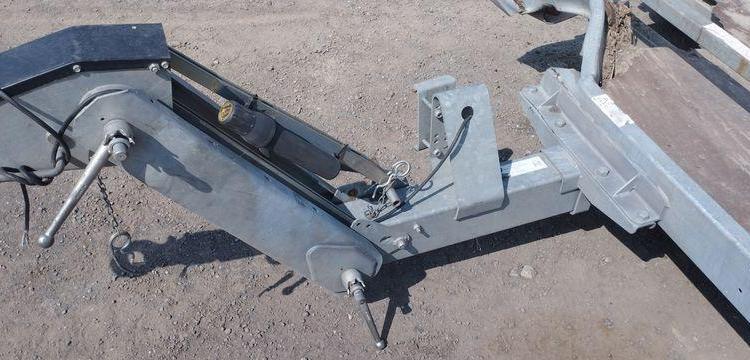 HUBIERE REMORQUE PORTE ENGIN 2 ESSIEUX PTAC 3,5 TONNES  GE-700-AC