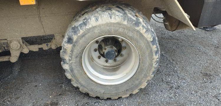 PRONAR REMORQUE AGRICOLE T386 AVEC PLATEAU AMPLIROLL – PTAC : 30T  GE-866-KN