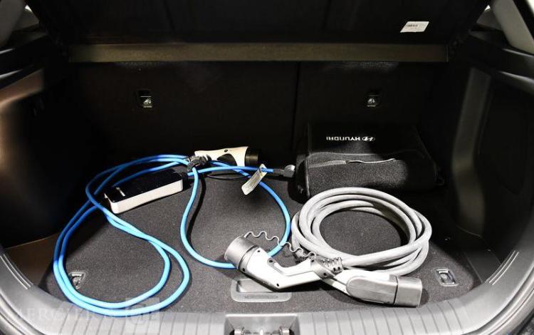 HYUNDAI KONA ELECTRIC 136ch CREATIVE 39KWH 2WD BLEU GF-139-TL