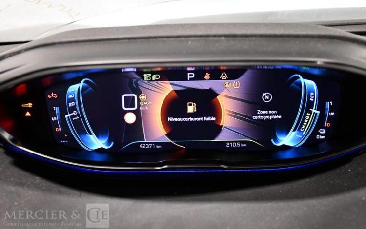 PEUGEOT 3008 GT HYBRID 225  GF-203-GB