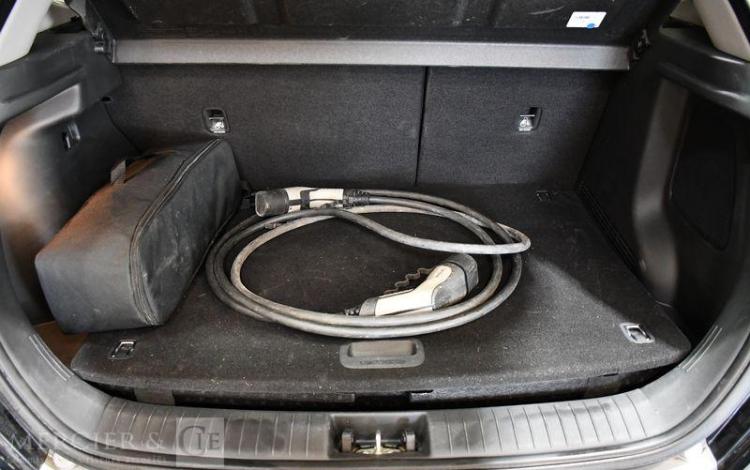 HYUNDAI KONA ELECTRIC 64 KWH EXECUTIVE GRIS GF-209-YE