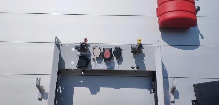 SCHMITZ SEMI REMORQUE SCB S3T06 PLSC 3 ESSIEUX – PTAC 38 TONNES – ANNEE  GF-278-VL